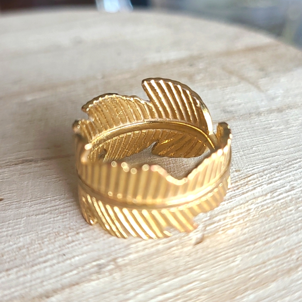 Gold Plated ring - Picture 2 of 4